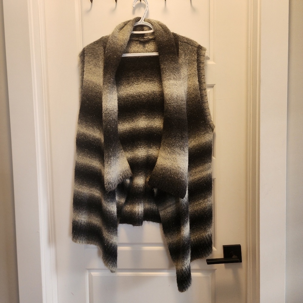 Nass Woman-Sweater Vest Striped Gray and Black Knit XL